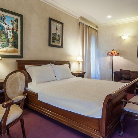 Aleksandar Hotell Vrnjačka Banja Exteriör bild