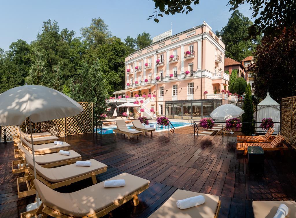 Aleksandar Hotell Vrnjačka Banja Exteriör bild